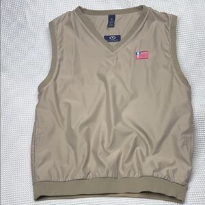 Vantage Men's Tan Golf Vest with Embroidered Tee on Flag - Medium